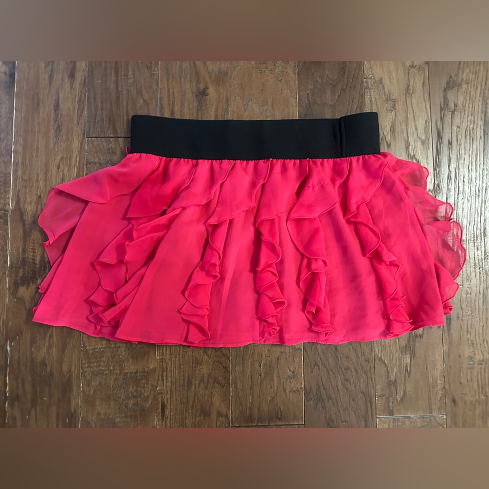 Express Design Studio Pink Ruffle Mini Skirt Size Large